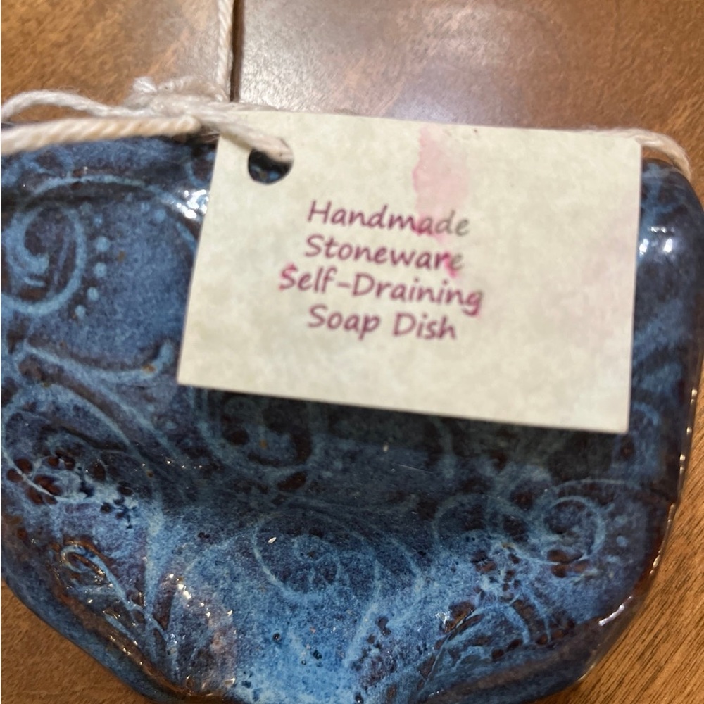 Handmade stoneware self draining soap dish